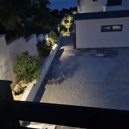 Milamar Appartement Banjol