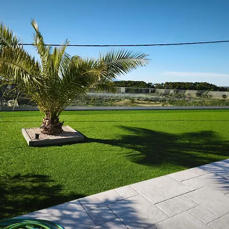 Milamar Appartement Banjol