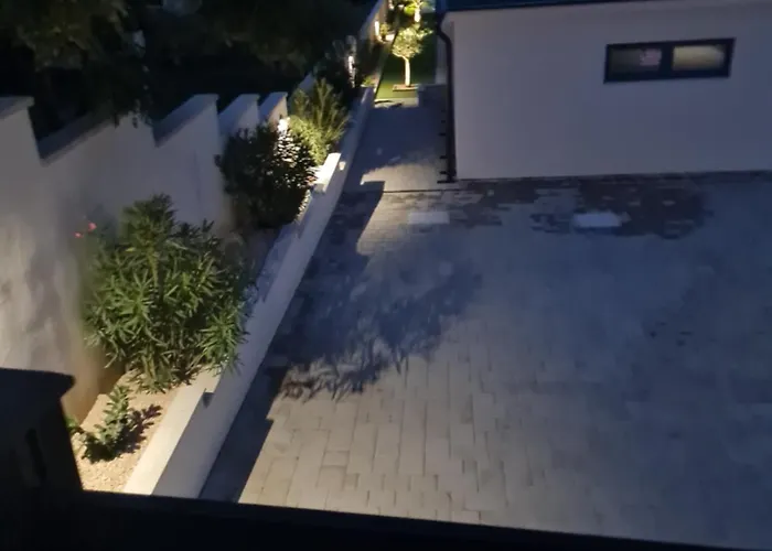 Milamar Apartman Banjol