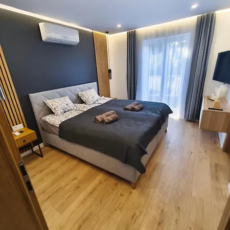 Milamar Apartman Banjol