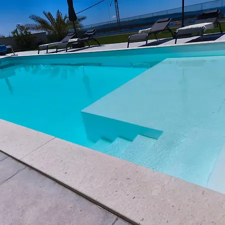 Milamar Apartment *
